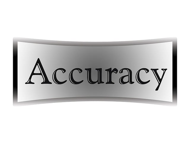 Por que o Google Translate é tão ruim? Falhas da tradução automática 3 Um botão cinza curvo com a palavra "ACCURACY".