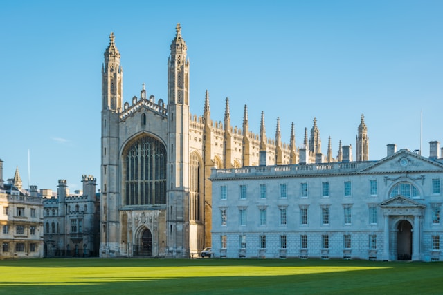 Czy warto studiować za granicą 3 Widok na Uniwersytet Cambridge.